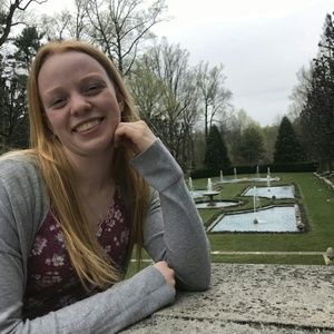 Meet your Posher, Anna